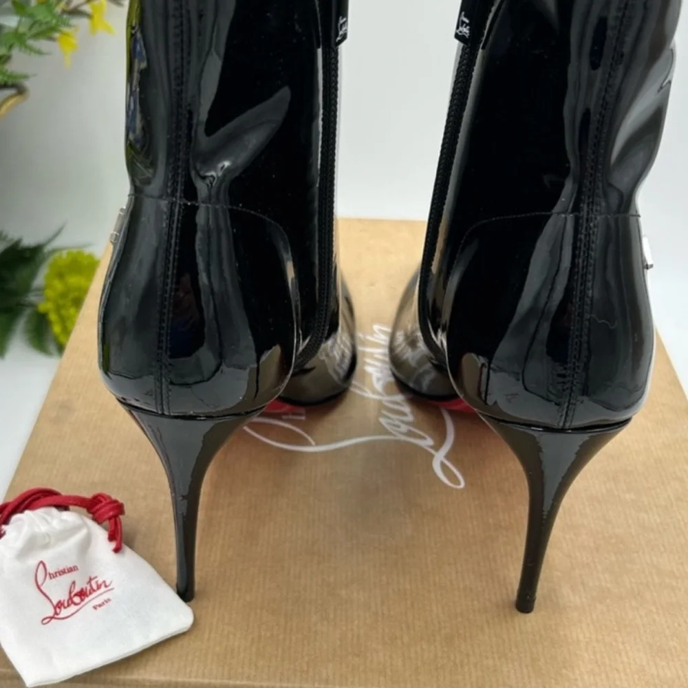 Women’s Christian Louboutin Sporty Kate booty ! Size 38 - Picture 2 of 6